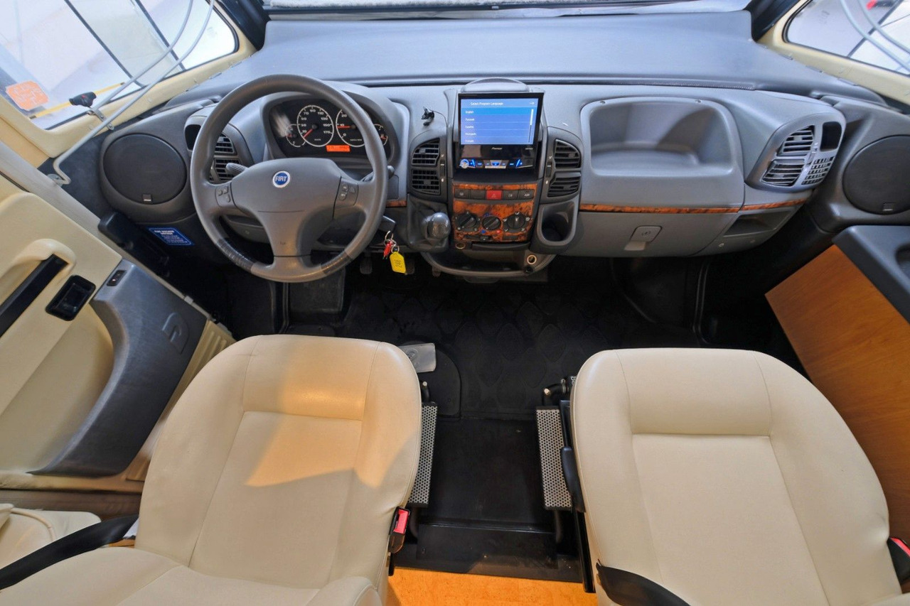 Dethleffs Esprit I 7870/Festbett+Hubbett/2xKlima/Solar - Интегриран кампер: слика 5 Dethleffs Esprit I 7870/Festbett+Hubbett/2xKlima/Solar - Интегриран кампер: слика 5