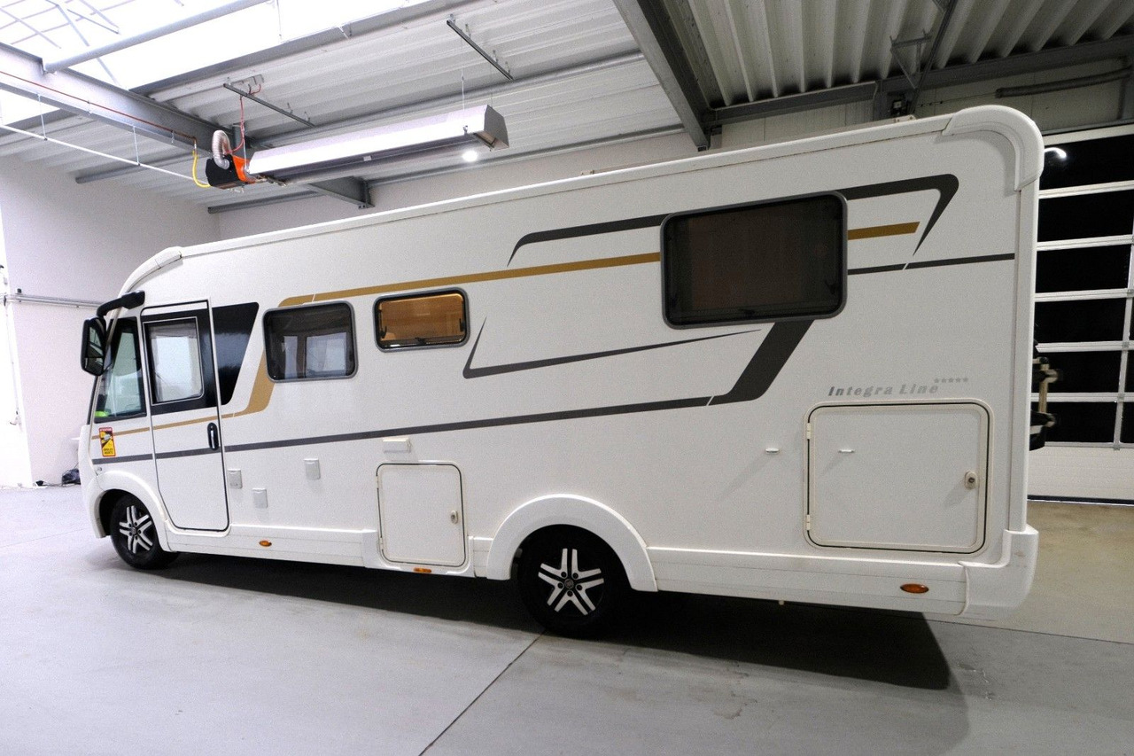 Eura Mobil Integraline IL 720 QB/1.Hand/Queensbett+Hubbett - Интегриран кампер: слика 4 Eura Mobil Integraline IL 720 QB/1.Hand/Queensbett+Hubbett - Интегриран кампер: слика 4