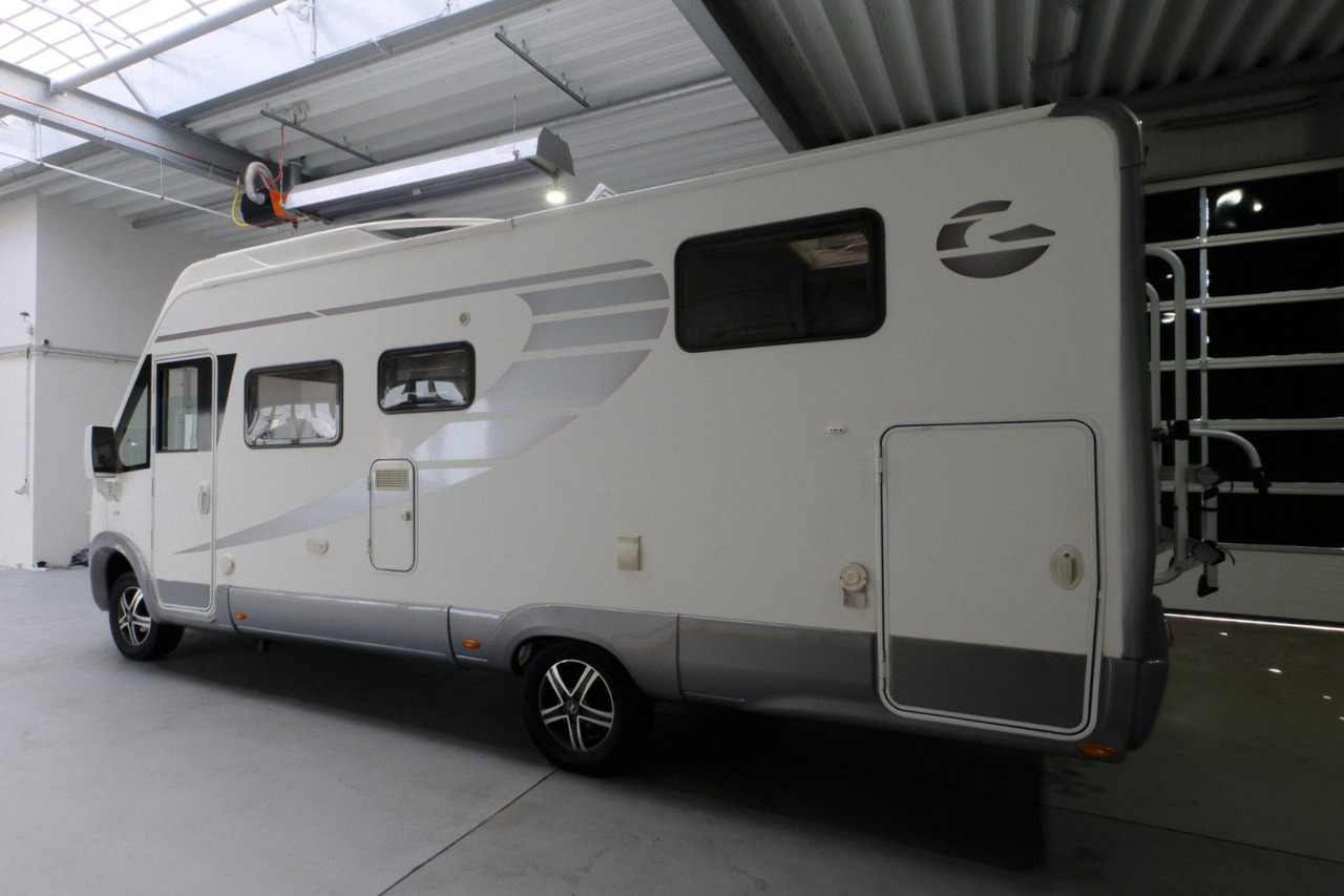 GiottiLine G-Line 938/Queensbett+Hubbett/Solar/Klima/TOP - Интегриран кампер: слика 4 GiottiLine G-Line 938/Queensbett+Hubbett/Solar/Klima/TOP - Интегриран кампер: слика 4