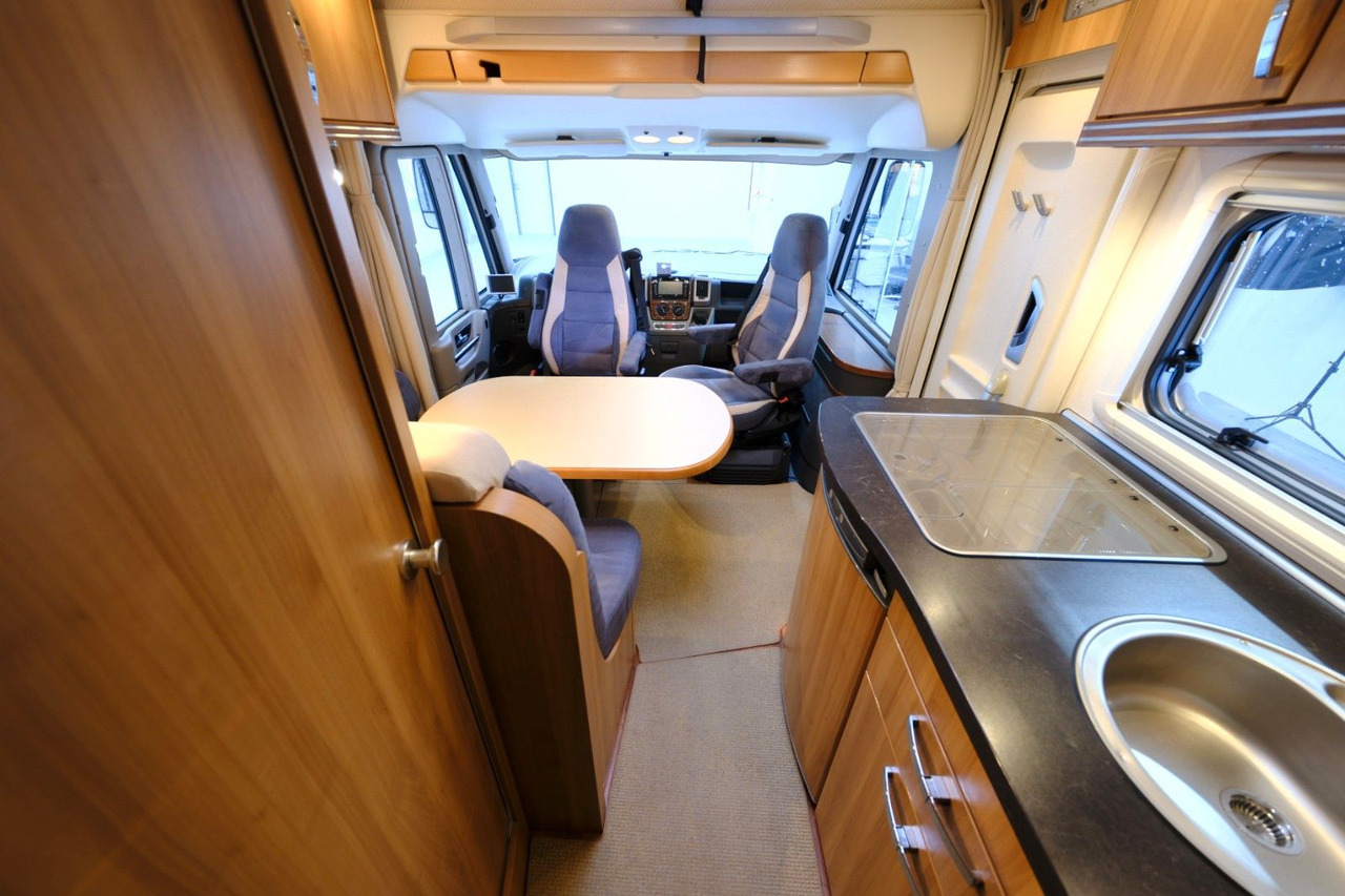 Интегриран кампер HYMER / ERIBA / HYMERCAR B 504 CL / Hubbett / Festbett / Garage: слика 13