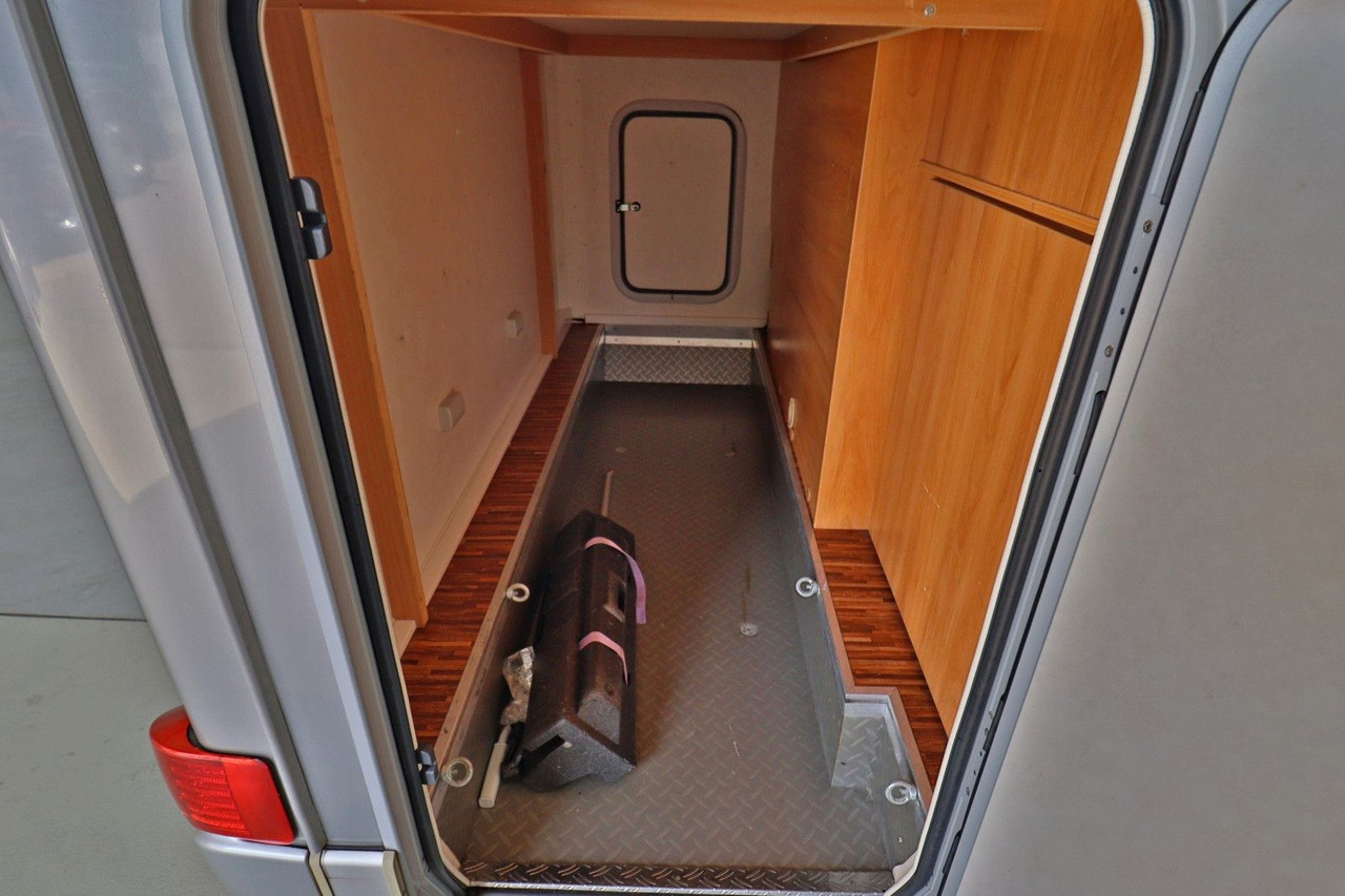 HYMER / ERIBA / HYMERCAR Exsis I 512 Silverline/Festbett/Garage/Klima - Интегриран кампер: слика 5 HYMER / ERIBA / HYMERCAR Exsis I 512 Silverline/Festbett/Garage/Klima - Интегриран кампер: слика 5