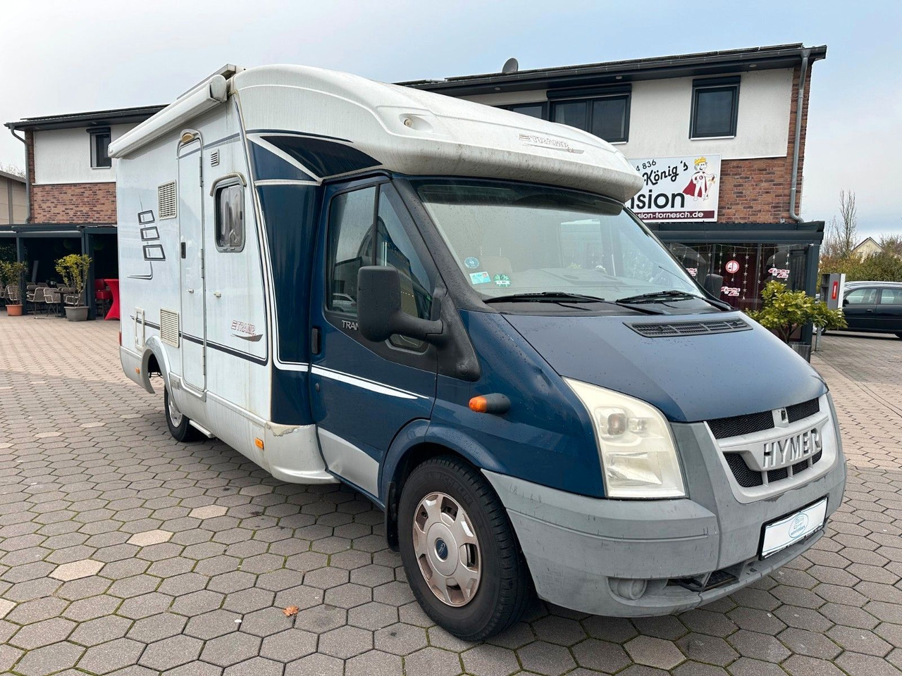 HYMER / ERIBA / HYMERCAR TRAMP T 572 CL/Festbett/Klima/Markise HYMER / ERIBA / HYMERCAR TRAMP T 572 CL/Festbett/Klima/Markise - Полуинтегриран кампер: слика 1 HYMER / ERIBA / HYMERCAR TRAMP T 572 CL/Festbett/Klima/Markise HYMER / ERIBA / HYMERCAR TRAMP T 572 CL/Festbett/Klima/Markise - Полуинтегриран кампер: слика 1