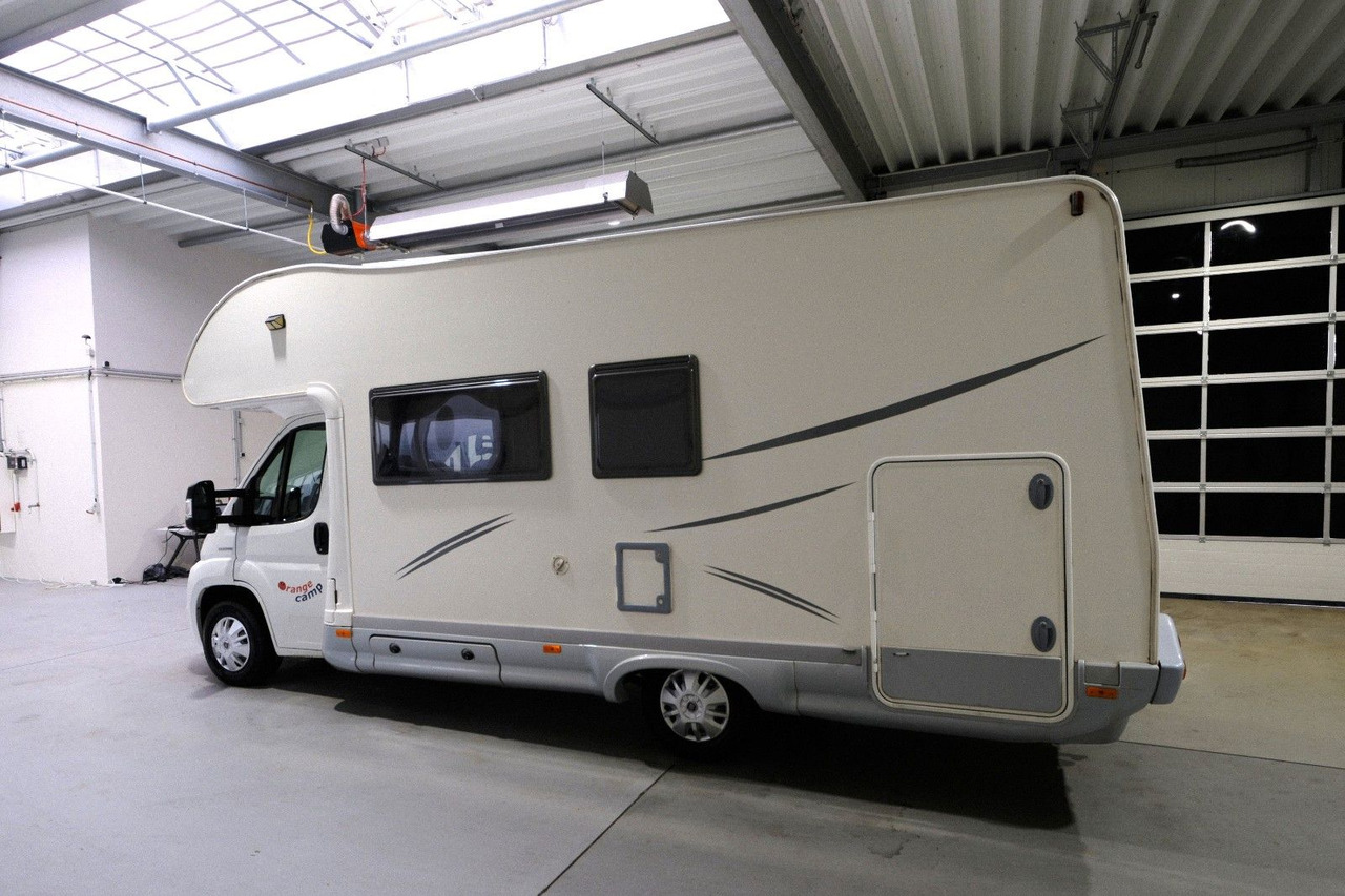 Orangecamp A 700 G/Festbett/Garage/Klima/Solar/Markise - Алковен кампер: слика 3 Orangecamp A 700 G/Festbett/Garage/Klima/Solar/Markise - Алковен кампер: слика 3