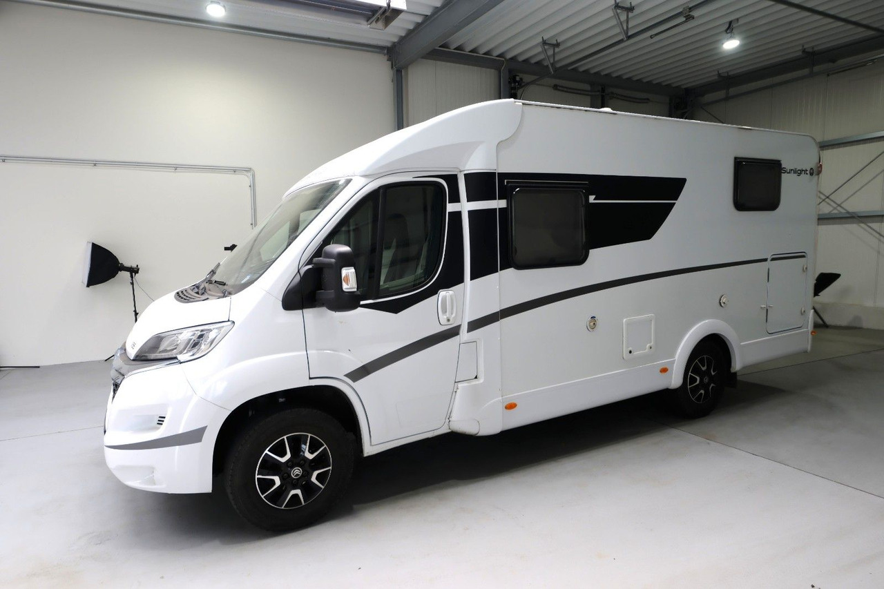 Sunlight V 66 Adventure Edition/Einzelbetten/Garage/Klima - Полуинтегриран кампер: слика 3 Sunlight V 66 Adventure Edition/Einzelbetten/Garage/Klima - Полуинтегриран кампер: слика 3