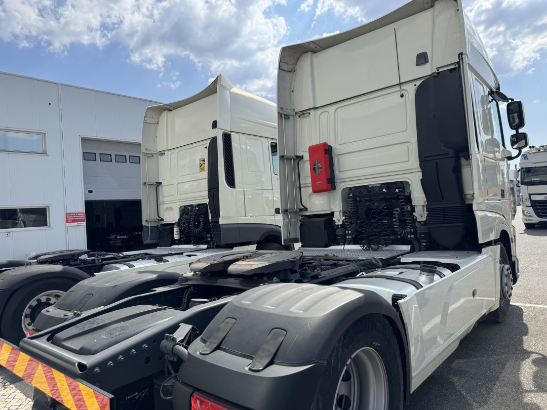 DAF XF 530 Super Space Cab - Камион влекач: слика 3 DAF XF 530 Super Space Cab - Камион влекач: слика 3