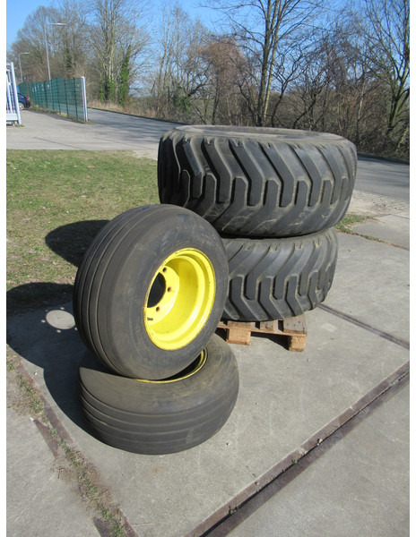 John Deere 5515V NOKIAN 550/60R22.5 + Voor Banden + Velg - Комплетно тркало за Мини трактор: слика 2 John Deere 5515V NOKIAN 550/60R22.5 + Voor Banden + Velg - Комплетно тркало за Мини трактор: слика 2
