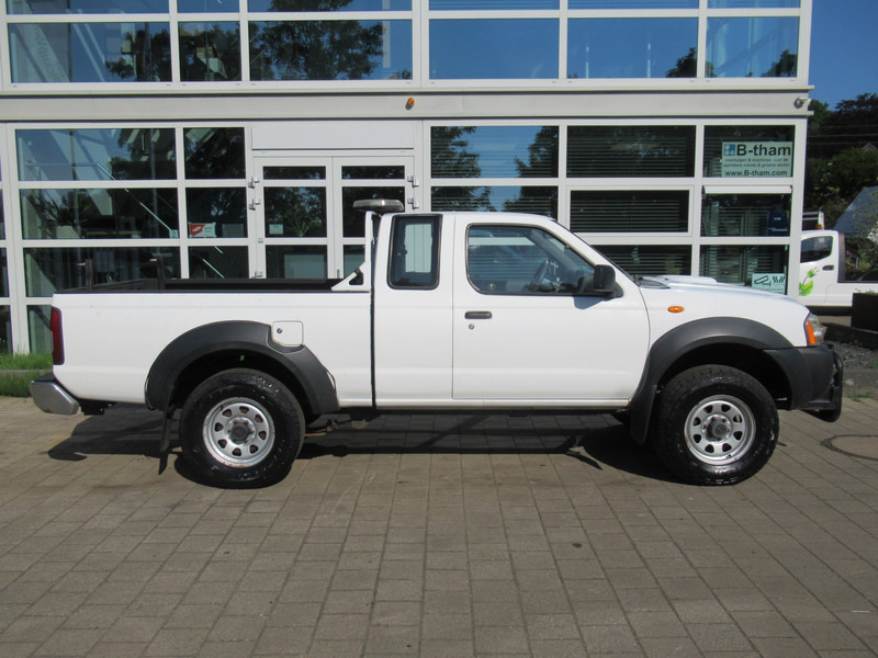 Nissan Navara 2.5 DTi King Cab 4-L.Lux. 1,5CAB PICK-UP - Комбе: слика 4 Nissan Navara 2.5 DTi King Cab 4-L.Lux. 1,5CAB PICK-UP - Комбе: слика 4