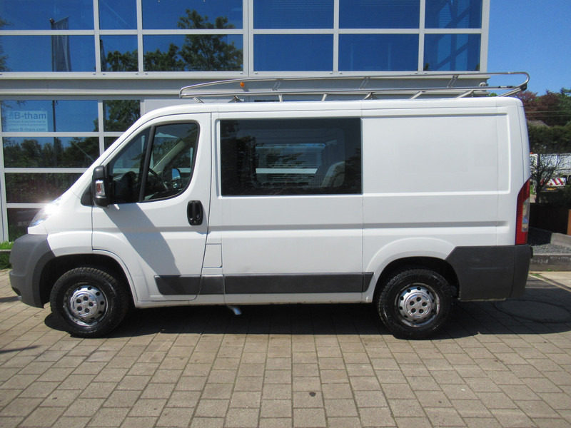 Peugeot Boxer 30 2.2HDi DOKA Dubbelcabine AIRCO - Комбе фургон, Комби со двојна кабина: слика 3 Peugeot Boxer 30 2.2HDi DOKA Dubbelcabine AIRCO - Комбе фургон, Комби со двојна кабина: слика 3