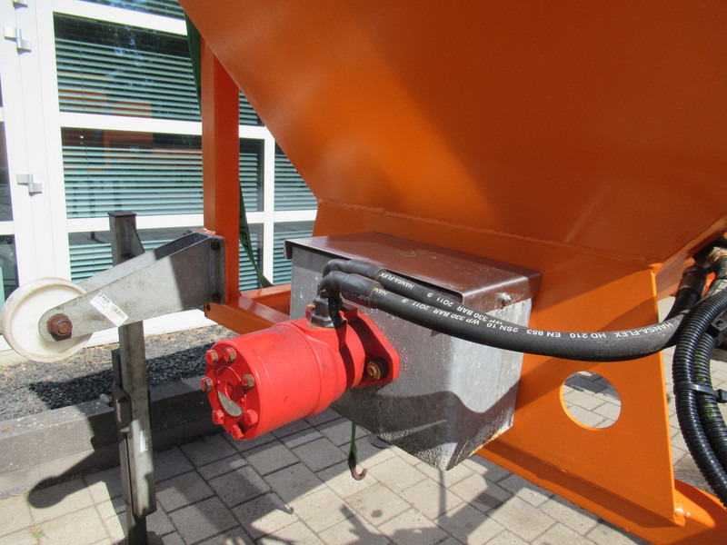 Распрскувач на песок/ Сол RASCO JUNIOR 1.0M + HONDA Motor - Engine Salt Salz ROTACIJSKI POSIPAC: слика 7 Распрскувач на песок/ Сол RASCO JUNIOR 1.0M + HONDA Motor - Engine Salt Salz ROTACIJSKI POSIPAC: слика 7