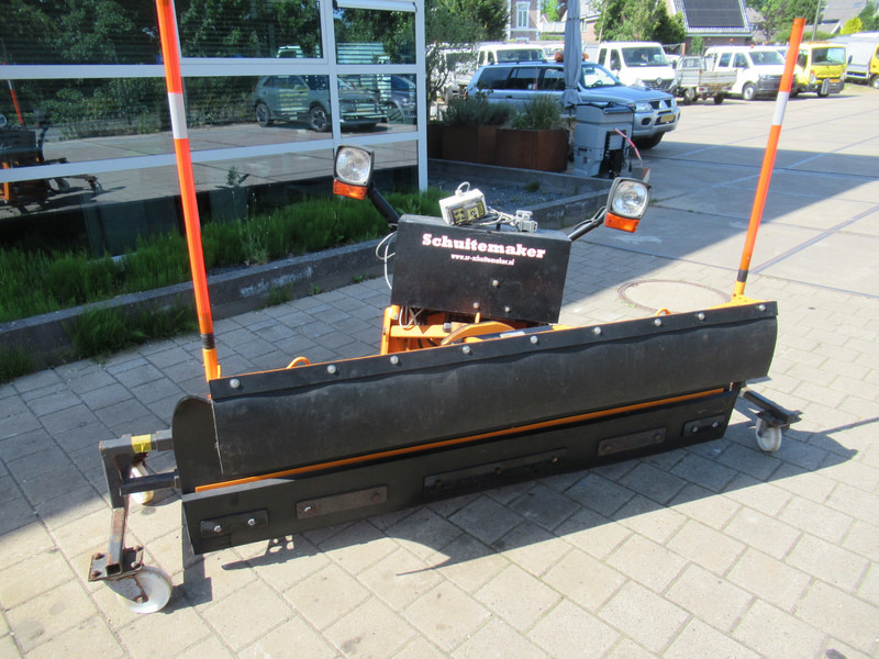 Villeton Jean LMT 20.50 208CM 12V Schneepflug Sneeuwschuif Snow Plow - Плуг за чистење снег: слика 3 Villeton Jean LMT 20.50 208CM 12V Schneepflug Sneeuwschuif Snow Plow - Плуг за чистење снег: слика 3