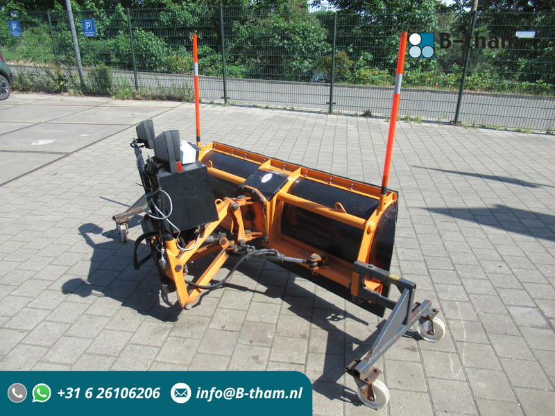 Villeton Jean LMT 20.50 208CM 12V Schneepflug Sneeuwschuif Snow Plow - Плуг за чистење снег: слика 1 Villeton Jean LMT 20.50 208CM 12V Schneepflug Sneeuwschuif Snow Plow - Плуг за чистење снег: слика 1