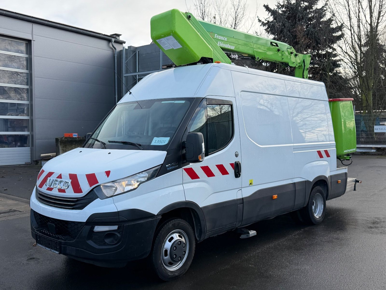 Iveco Daily 50C18 17,2m, 2-Punkt, 200Kg, TOP - Камион со подигачка кошница: слика 1 Iveco Daily 50C18 17,2m, 2-Punkt, 200Kg, TOP - Камион со подигачка кошница: слика 1