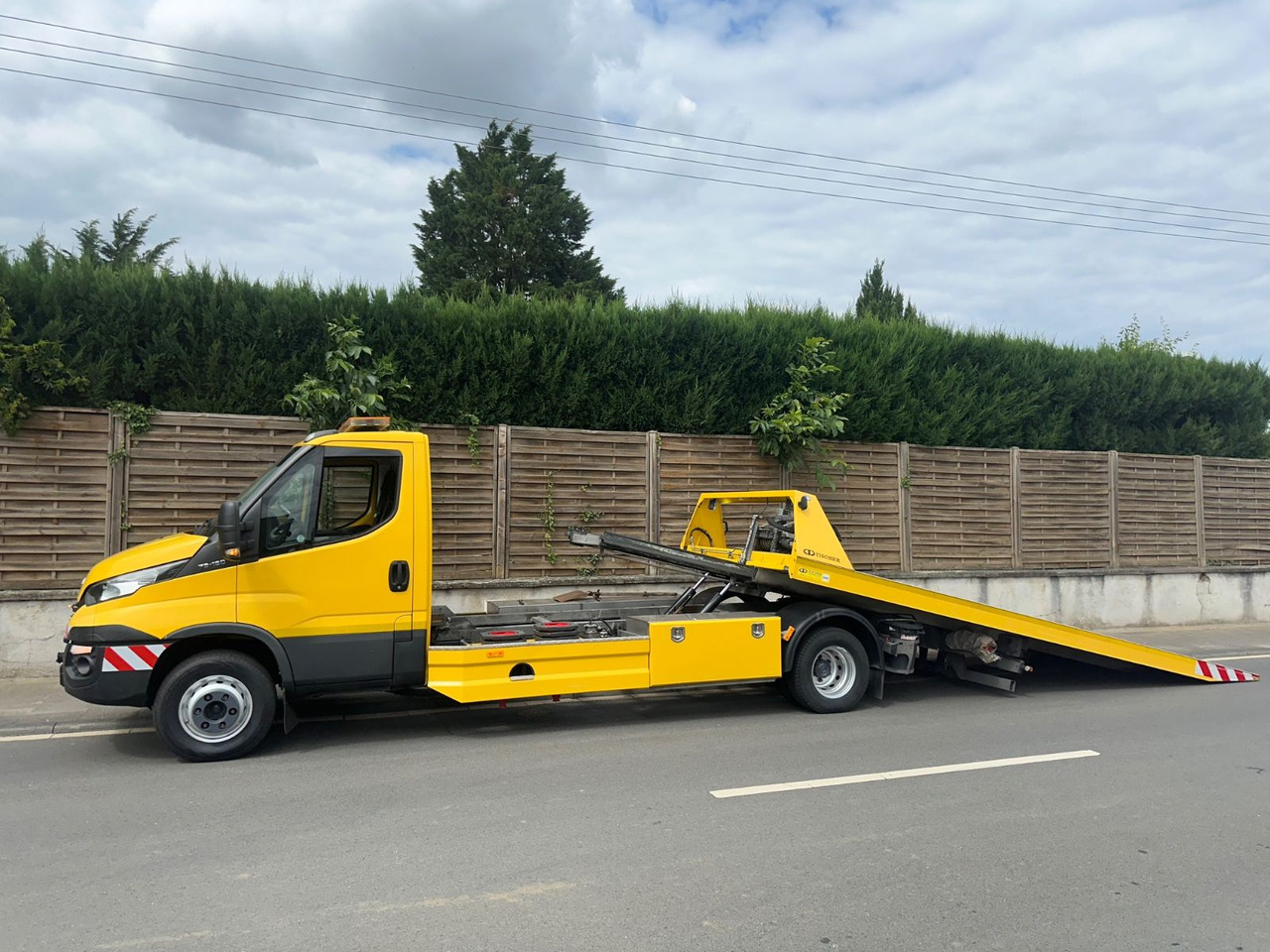 Iveco Daily 70c18 Schiebeplateau/Seilwinde/Funk - Камион за влечење: слика 4 Iveco Daily 70c18 Schiebeplateau/Seilwinde/Funk - Камион за влечење: слика 4