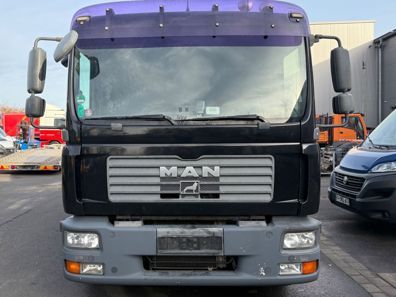 MAN TGL 8.210BL Moetefindt Doppelstock, Klima, Winde - Автотранспортен камион: слика 4 MAN TGL 8.210BL Moetefindt Doppelstock, Klima, Winde - Автотранспортен камион: слика 4