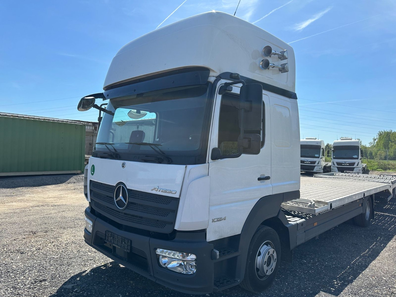Mercedes-Benz Atego 1024 Flachzug 2-Bett Winde VDI2700 - Автотранспортен камион: слика 2 Mercedes-Benz Atego 1024 Flachzug 2-Bett Winde VDI2700 - Автотранспортен камион: слика 2