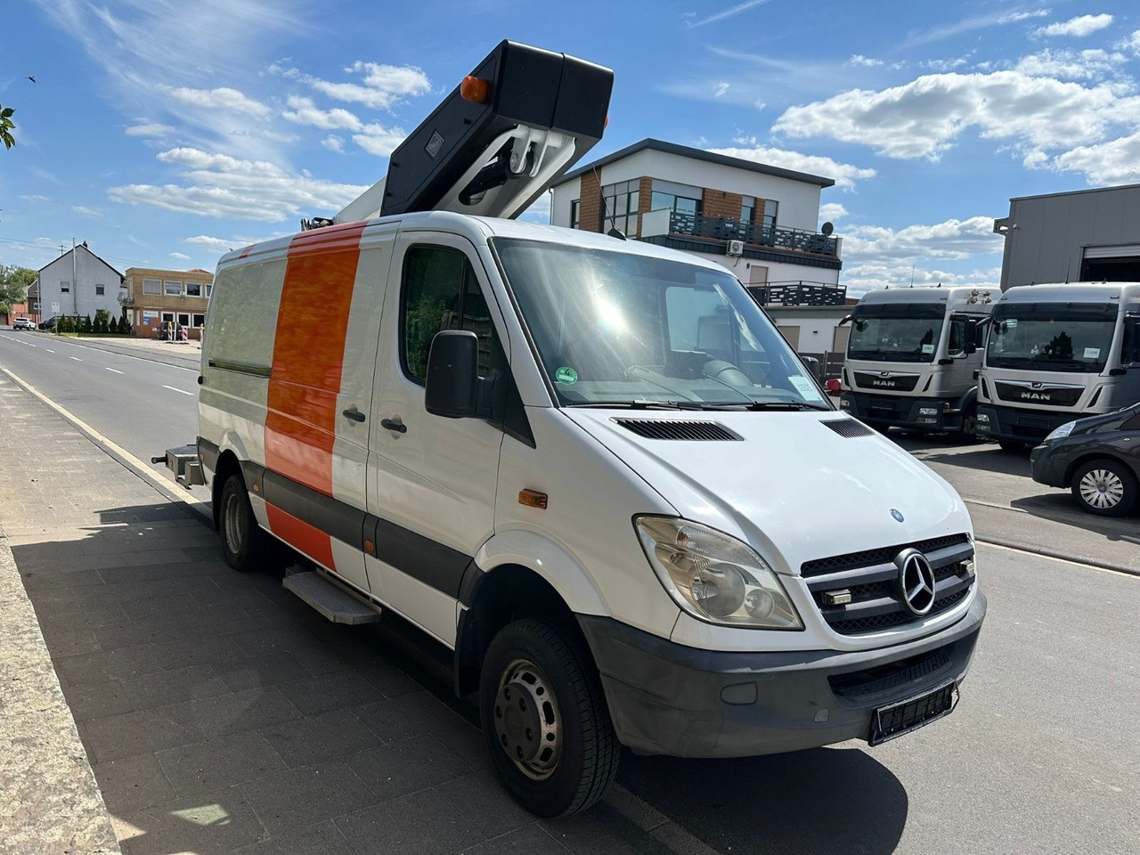 Mercedes-Benz Sprinter 515 CDI 4X4|13,2m Versailift ET-38-LFH - Камион со подигачка кошница: слика 4 Mercedes-Benz Sprinter 515 CDI 4X4|13,2m Versailift ET-38-LFH - Камион со подигачка кошница: слика 4