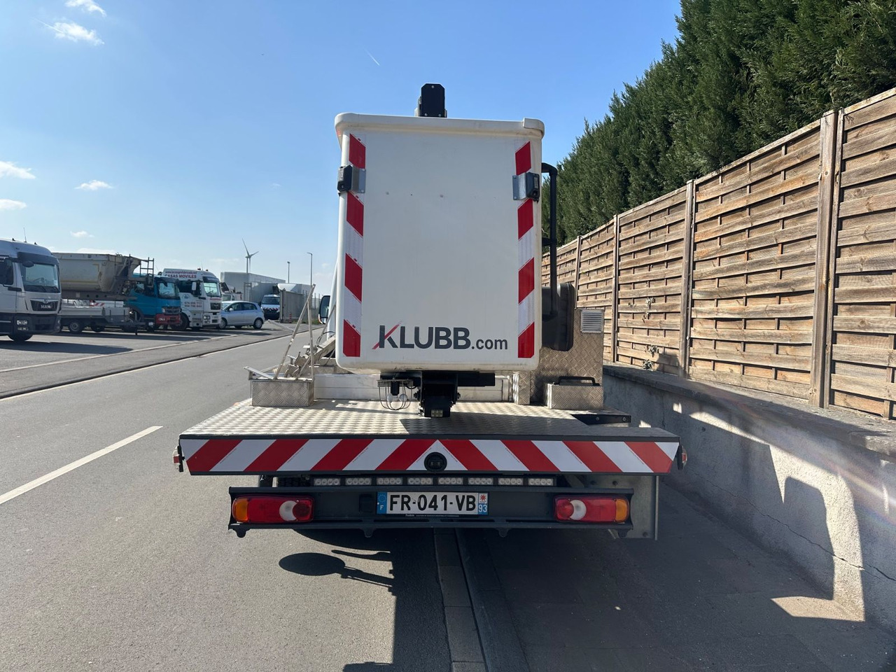 Renault Master III*Steiger 12m*orig.km*Topzustand* Renault Master III/Steiger 11,2m/orig.km*Topzustand* - Камион со подигачка кошница, Комбе: слика 5 Renault Master III*Steiger 12m*orig.km*Topzustand* Renault Master III/Steiger 11,2m/orig.km*Topzustand* - Камион со подигачка кошница, Комбе: слика 5