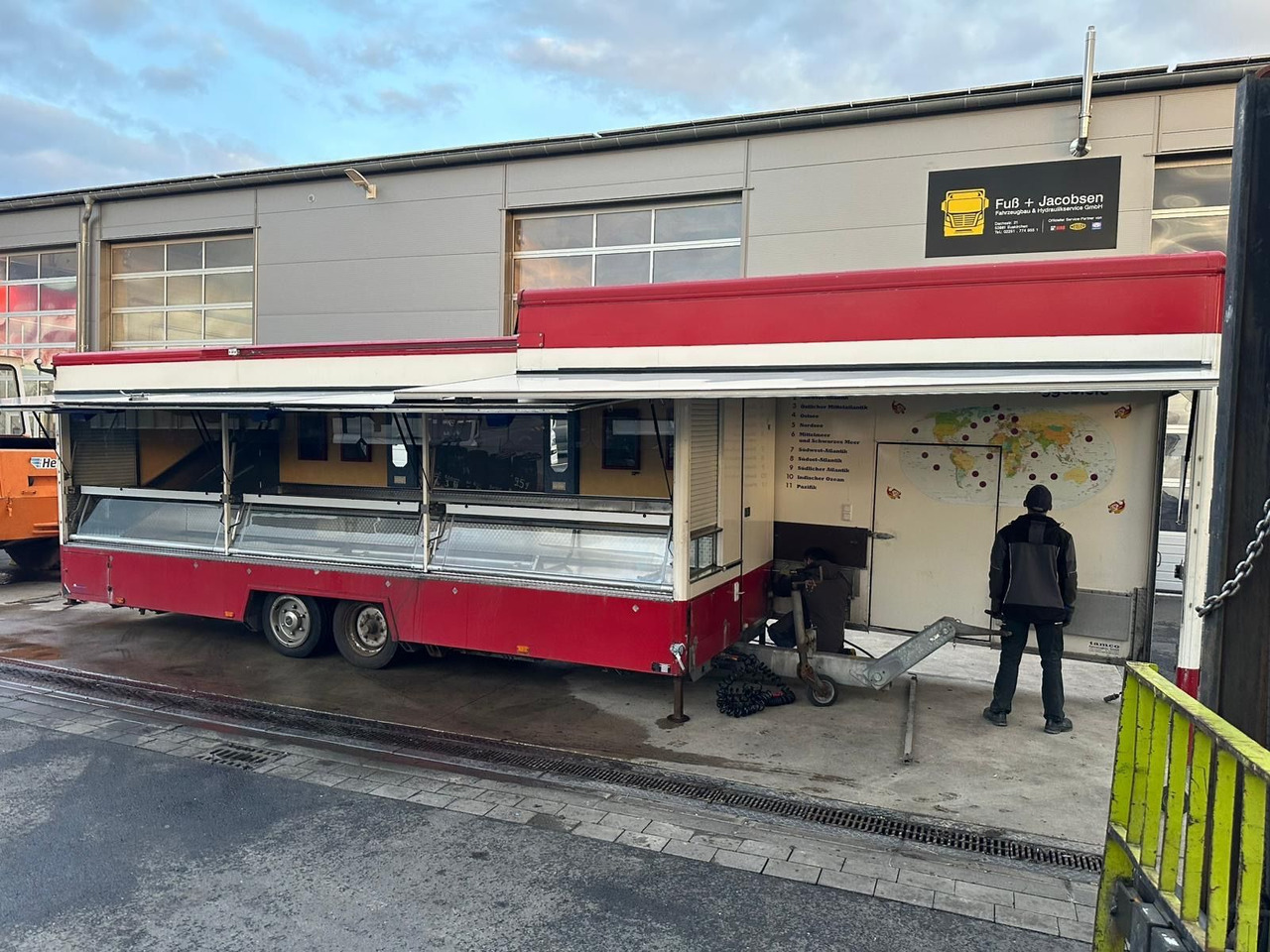 Tamco Merkur 6600D Fisch- Verkaufswagen Tamco Merkur 6600D Fisch- Verkaufswagen - Приколка за продажба на добра: слика 2 Tamco Merkur 6600D Fisch- Verkaufswagen Tamco Merkur 6600D Fisch- Verkaufswagen - Приколка за продажба на добра: слика 2