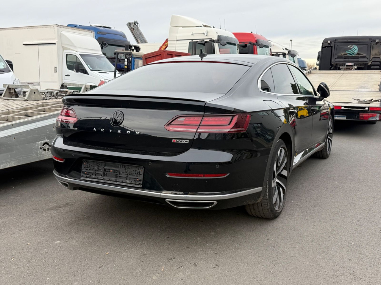 Volkswagen Arteon R-Line 4Motion Head-Up, Dynaudio, Ahk - Седан: слика 2 Volkswagen Arteon R-Line 4Motion Head-Up, Dynaudio, Ahk - Седан: слика 2