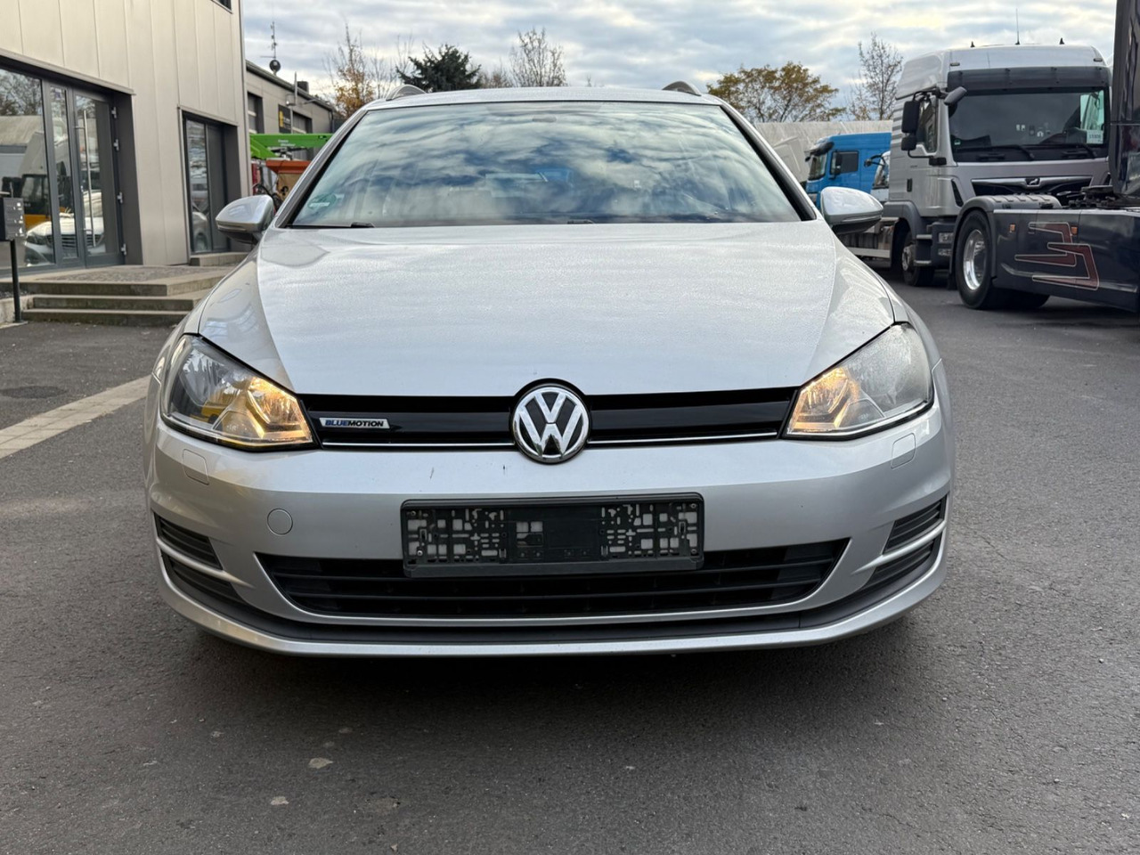 Volkswagen Golf 7 1.6tdi Variant Trendline Klima, Shz - Караван: слика 2 Volkswagen Golf 7 1.6tdi Variant Trendline Klima, Shz - Караван: слика 2