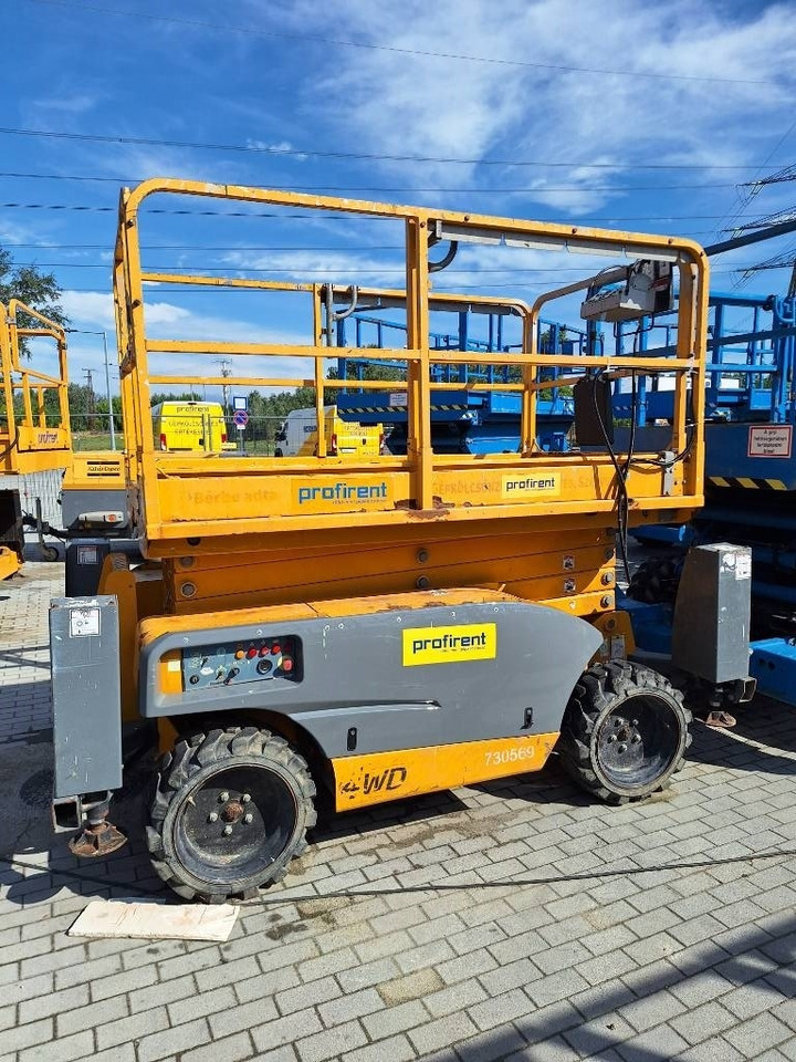 Haulotte Compact 12 DX - Кревач ножица: слика 2 Haulotte Compact 12 DX - Кревач ножица: слика 2