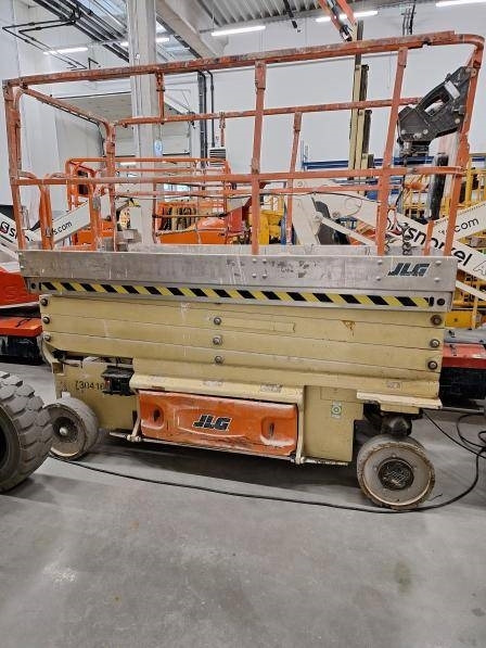 JLG 3246 ES - Кревач ножица: слика 1 JLG 3246 ES - Кревач ножица: слика 1
