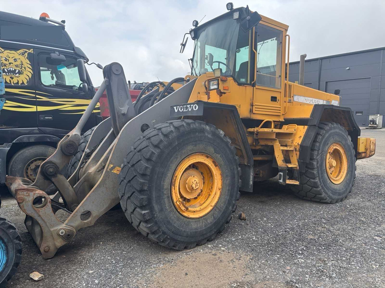 Wheel loader Volvo L 120 C - Натоварувач на тркала: слика 1 Wheel loader Volvo L 120 C - Натоварувач на тркала: слика 1