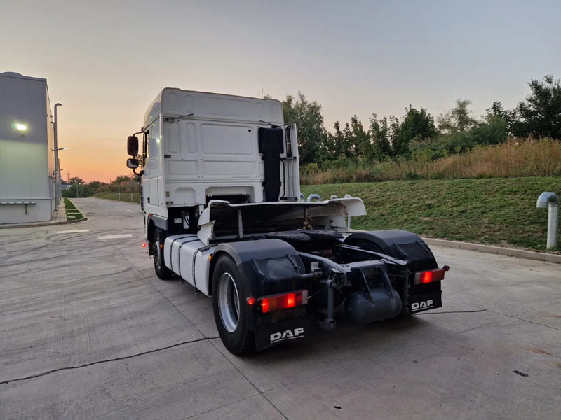 DAF XF 105.460 - Трактор на терминалот: слика 4 DAF XF 105.460 - Трактор на терминалот: слика 4