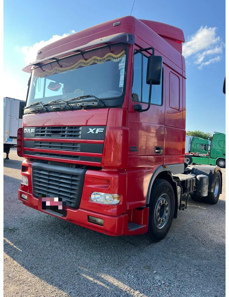 DAF XF 95 430 Manual - Трактор на терминалот: слика 1 DAF XF 95 430 Manual - Трактор на терминалот: слика 1