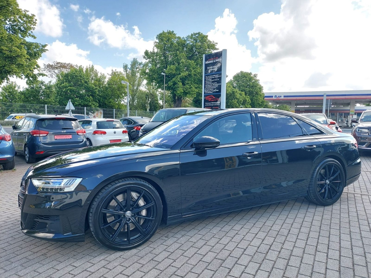 Audi A8 60 TDI quattro LED VOLL HEAD UP B&O VOLL VOL - Седан: слика 3 Audi A8 60 TDI quattro LED VOLL HEAD UP B&O VOLL VOL - Седан: слика 3