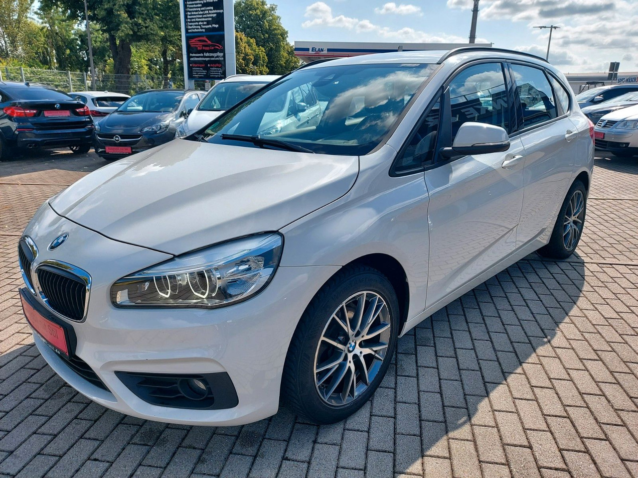 BMW 218 Baureihe 2 Active Tourer Autom Advant. LED - Автомобил: слика 5 BMW 218 Baureihe 2 Active Tourer Autom Advant. LED - Автомобил: слика 5