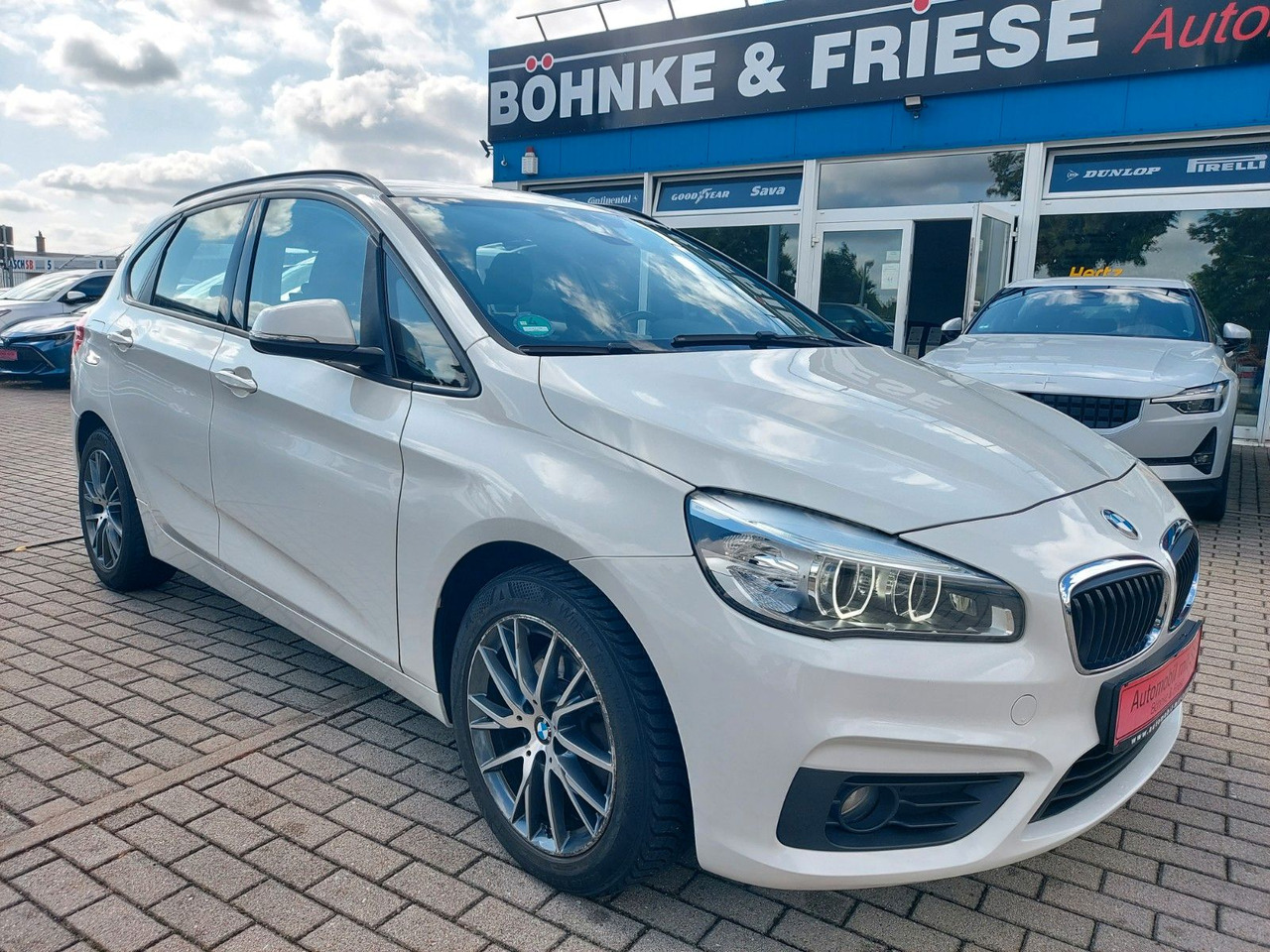 BMW 218 Baureihe 2 Active Tourer Autom Advant. LED - Автомобил: слика 3 BMW 218 Baureihe 2 Active Tourer Autom Advant. LED - Автомобил: слика 3