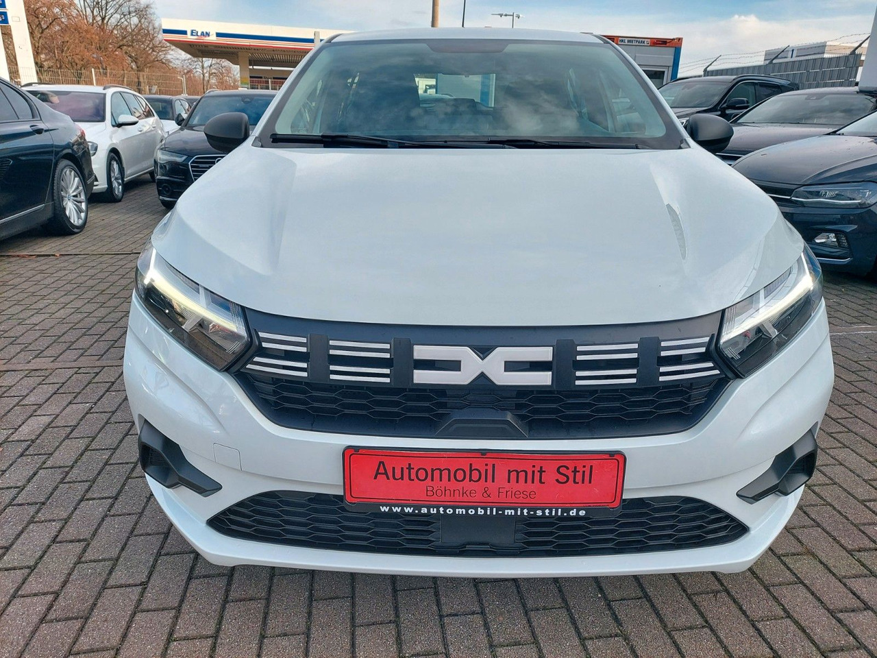 Dacia Sandero III Essential Klima DAB M+S Android PDC - Седан: слика 2 Dacia Sandero III Essential Klima DAB M+S Android PDC - Седан: слика 2