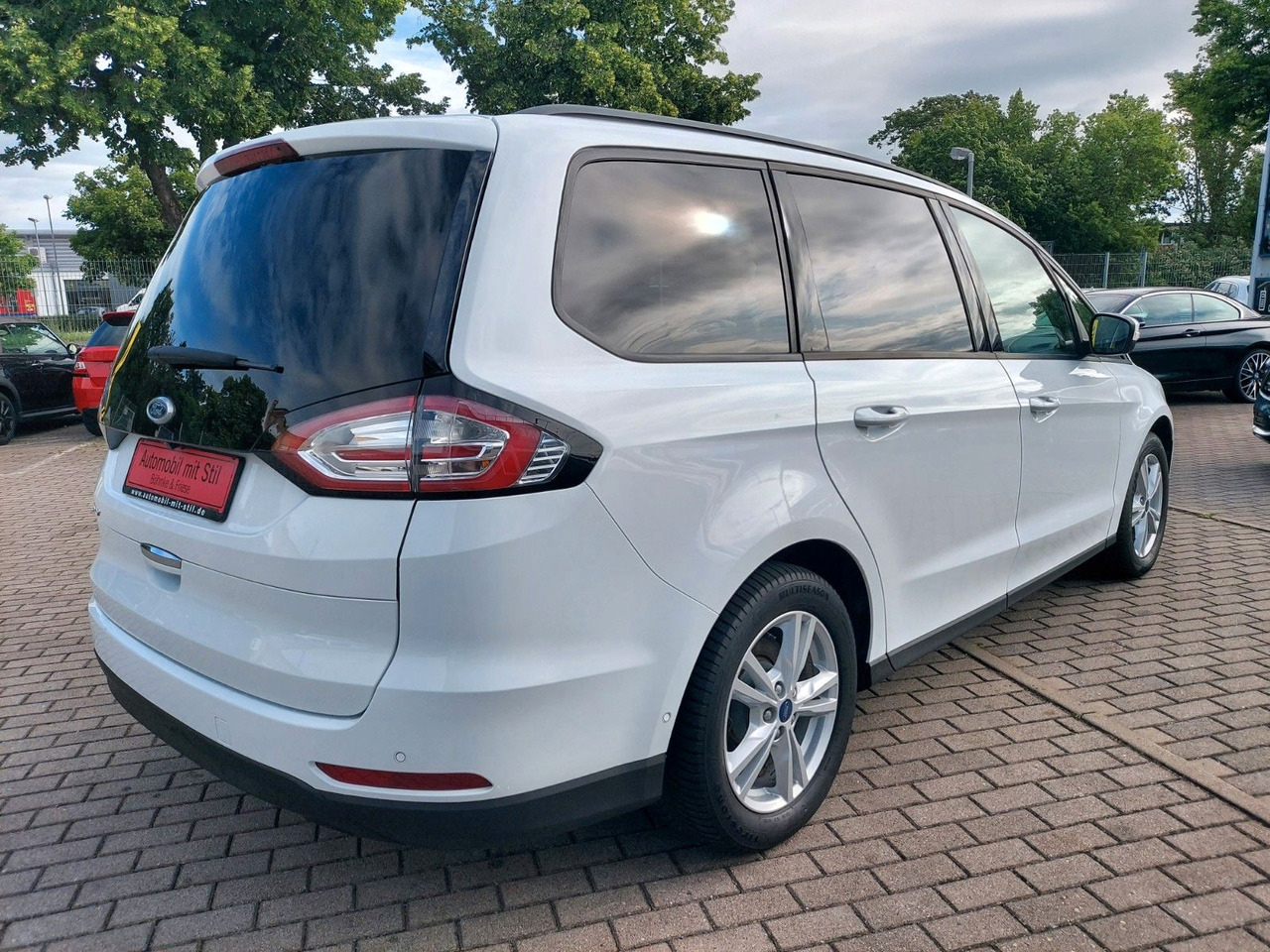 Ford Galaxy 7 Sitze Navi Kamera Tempo SignAssist - Патничко комбе: слика 5 Ford Galaxy 7 Sitze Navi Kamera Tempo SignAssist - Патничко комбе: слика 5