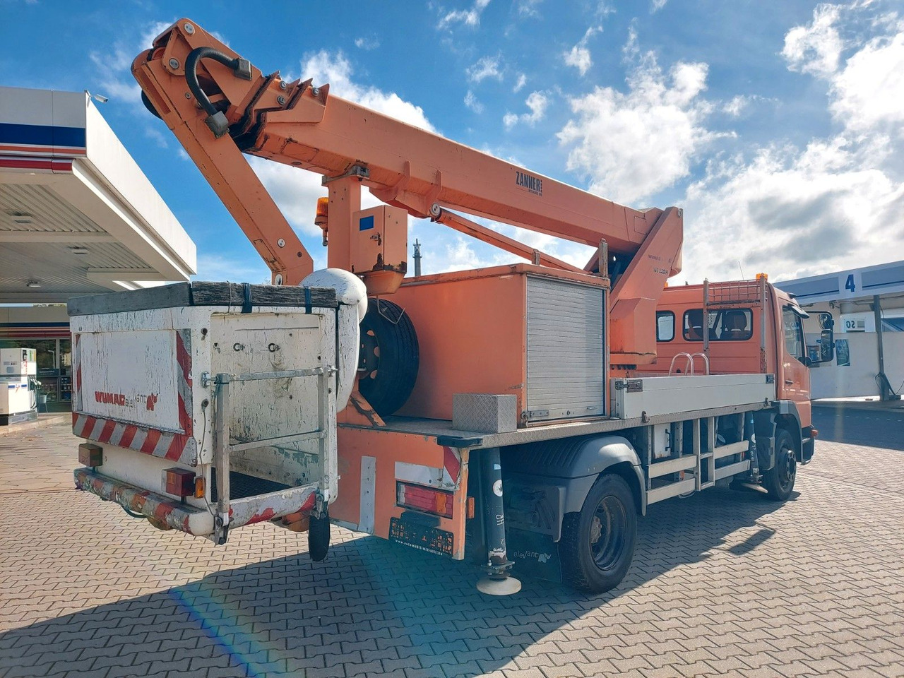 Mercedes-Benz ATEGO 1323 HUBSTEIGER WUMAG WT220H - Камион со подигачка кошница: слика 4 Mercedes-Benz ATEGO 1323 HUBSTEIGER WUMAG WT220H - Камион со подигачка кошница: слика 4