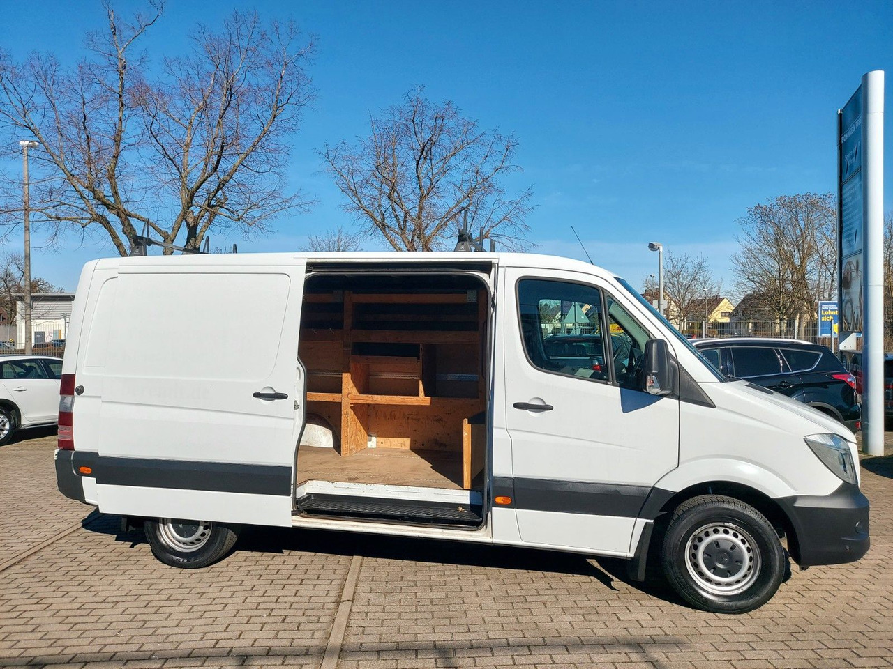 Mercedes-Benz Sprinter II Kasten 313CDI MITTEL H2 L3 KLIMA. Mercedes-Benz Sprinter II Kasten 313 MITTEL lang H2 L3 KLIMA - Минибус, Патничко комбе: слика 1 Mercedes-Benz Sprinter II Kasten 313CDI MITTEL H2 L3 KLIMA. Mercedes-Benz Sprinter II Kasten 313 MITTEL lang H2 L3 KLIMA - Минибус, Патничко комбе: слика 1