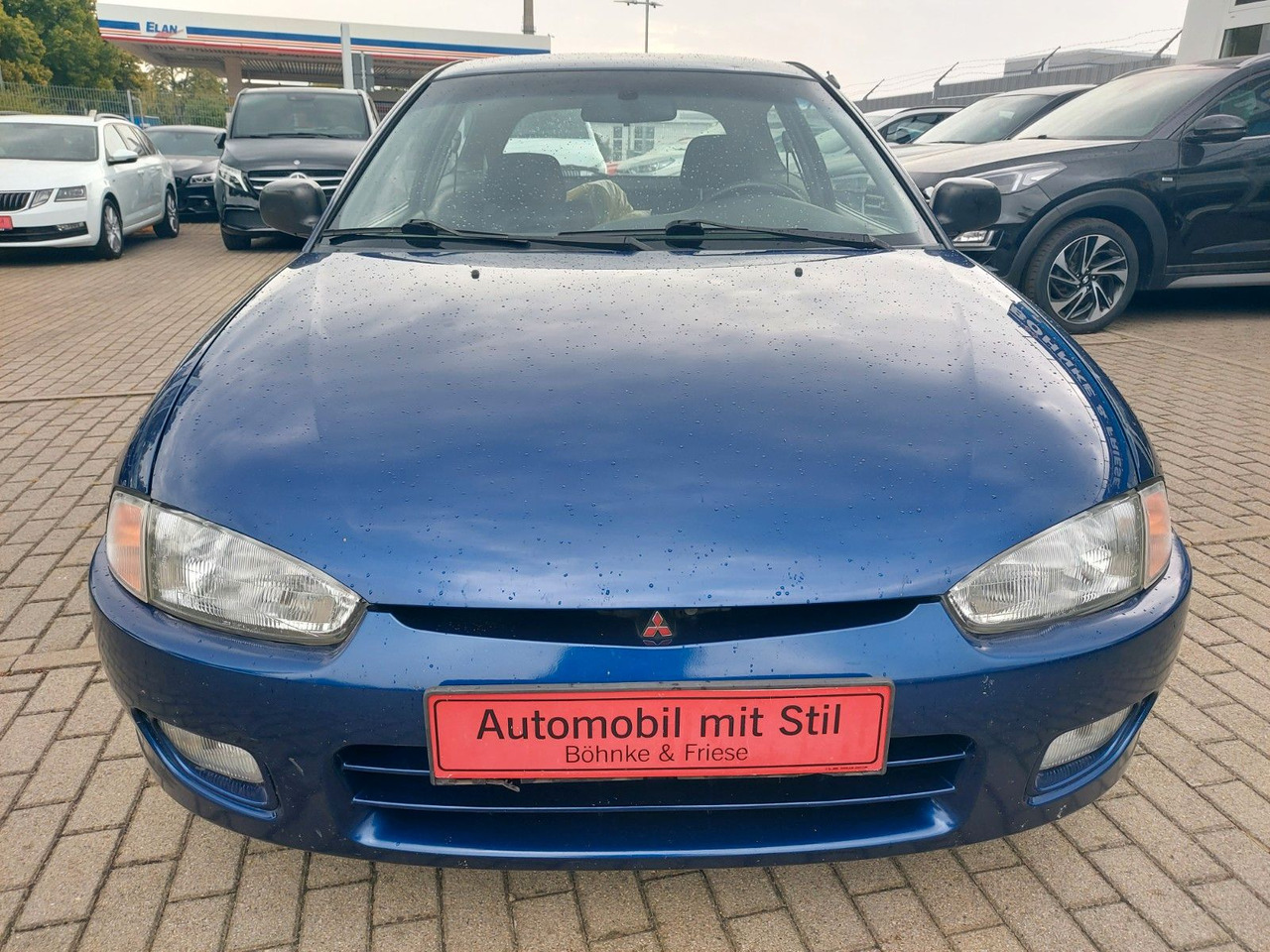 Mitsubishi Colt GLX Klima el. Fenster/Spiegel Radio 8xRäder - Седан: слика 2 Mitsubishi Colt GLX Klima el. Fenster/Spiegel Radio 8xRäder - Седан: слика 2