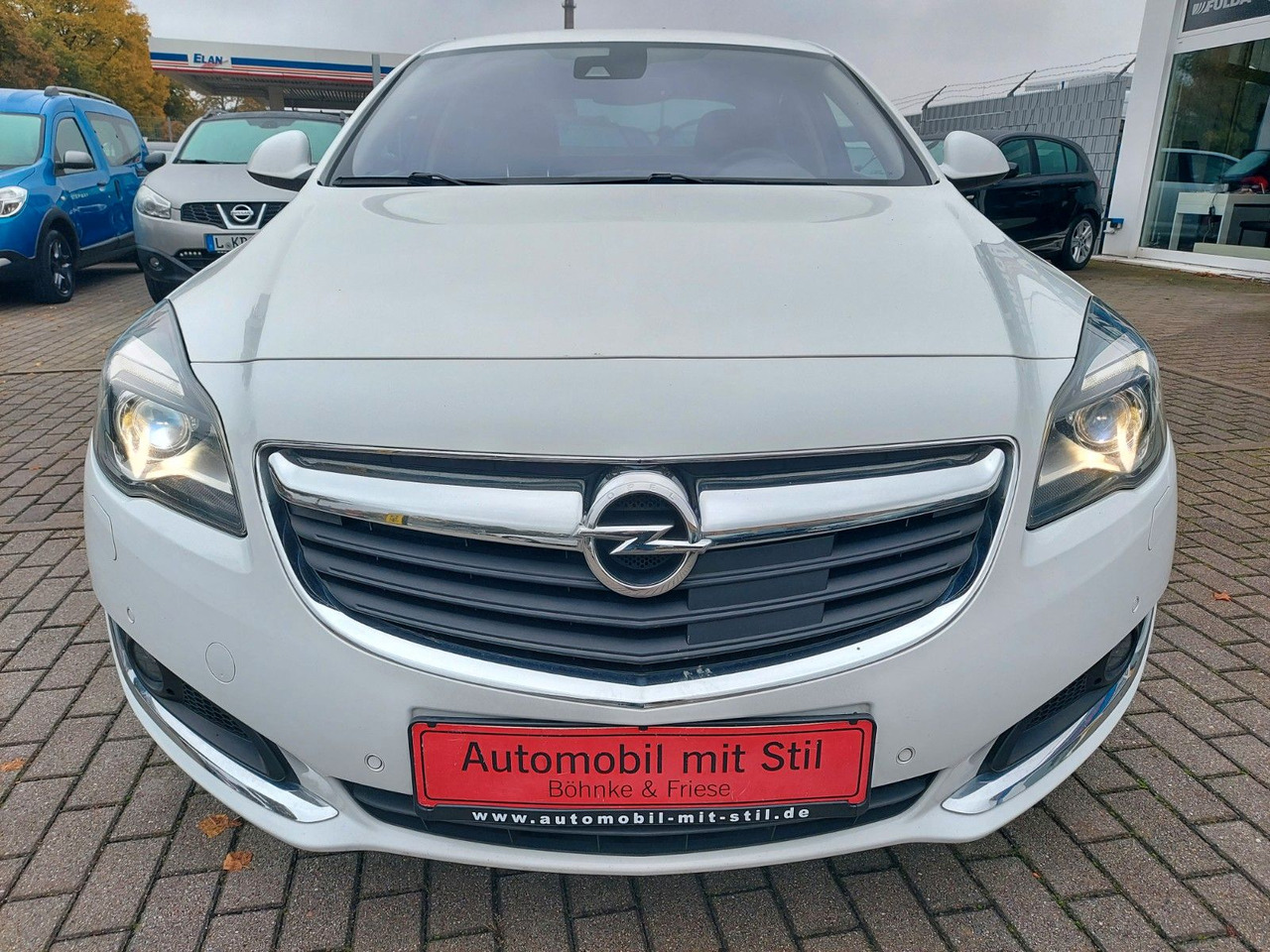 Opel Insignia A Lim. Automatik Leder Navi Xenon Led - Седан: слика 4 Opel Insignia A Lim. Automatik Leder Navi Xenon Led - Седан: слика 4