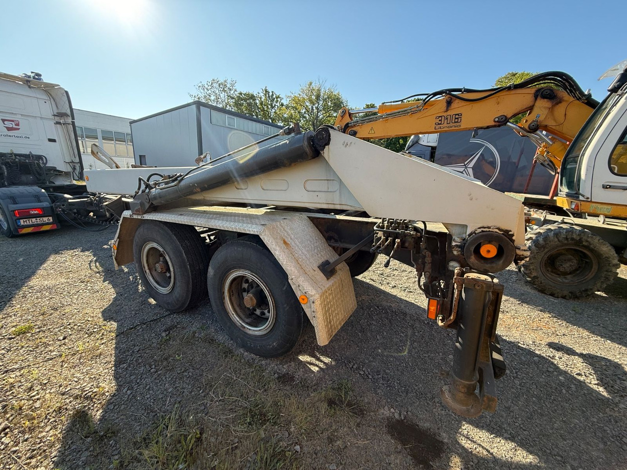 M-TEC MATHIS SILO AUFSTELLER TÜV NEU - Приколка: слика 5 M-TEC MATHIS SILO AUFSTELLER TÜV NEU - Приколка: слика 5