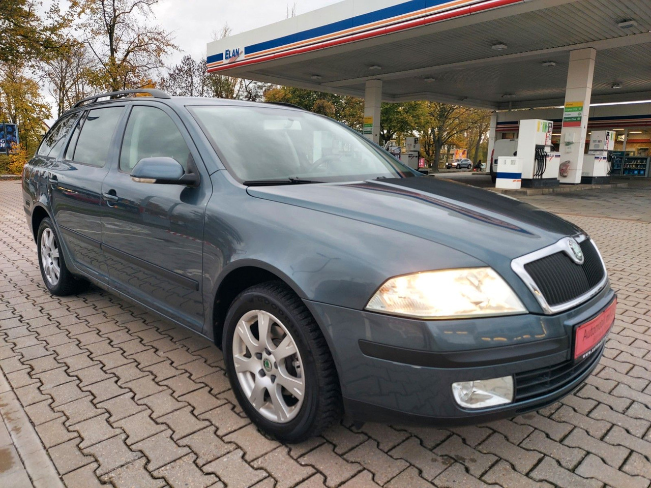 Skoda Octavia Combi Ambiente Klima Navi AHK - Караван: слика 1 Skoda Octavia Combi Ambiente Klima Navi AHK - Караван: слика 1