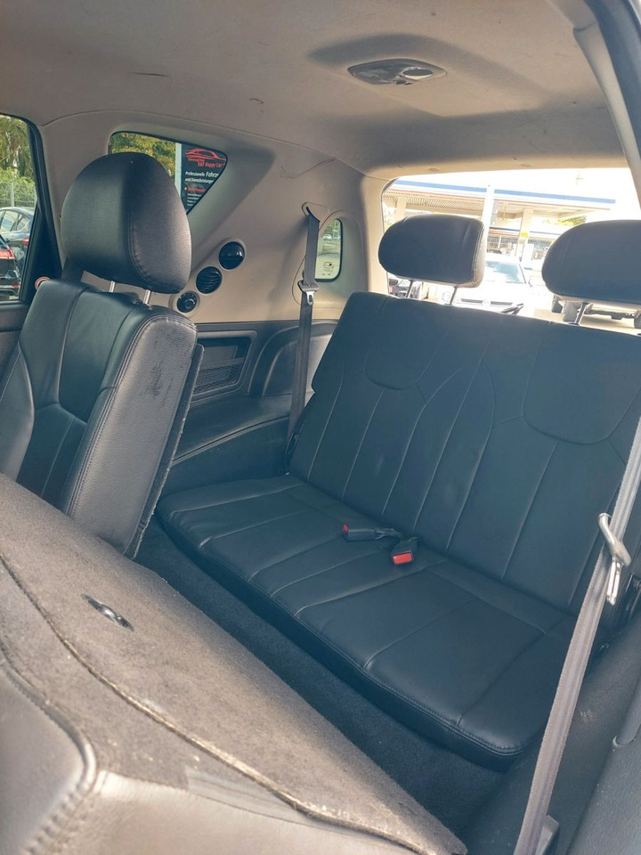 Ssangyong REXTON Rexton II Automatik 7 Sitze Leder 4x4 - SUV: слика 3 Ssangyong REXTON Rexton II Automatik 7 Sitze Leder 4x4 - SUV: слика 3