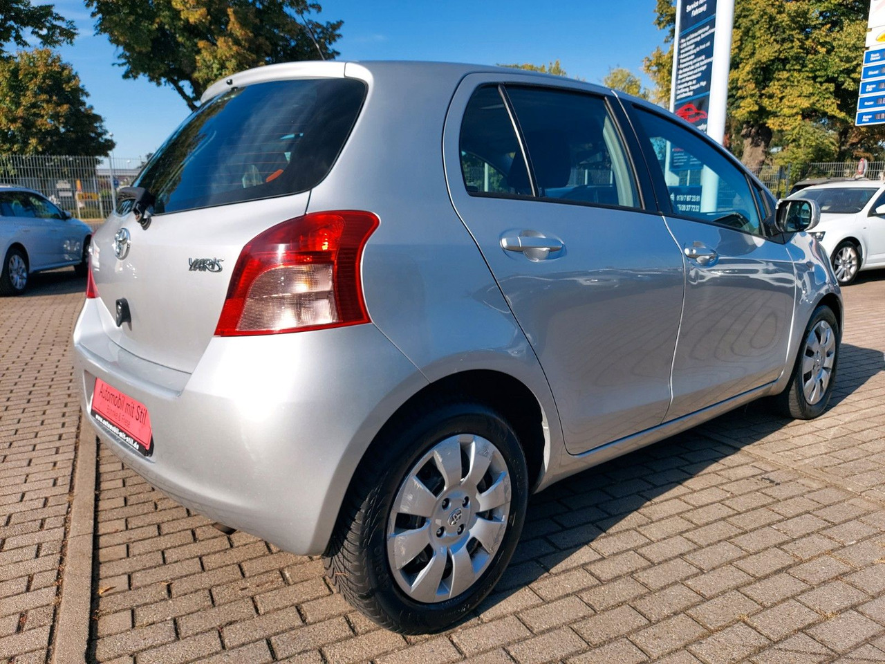 Toyota Yaris Sol Klima - Автомобил: слика 5 Toyota Yaris Sol Klima - Автомобил: слика 5