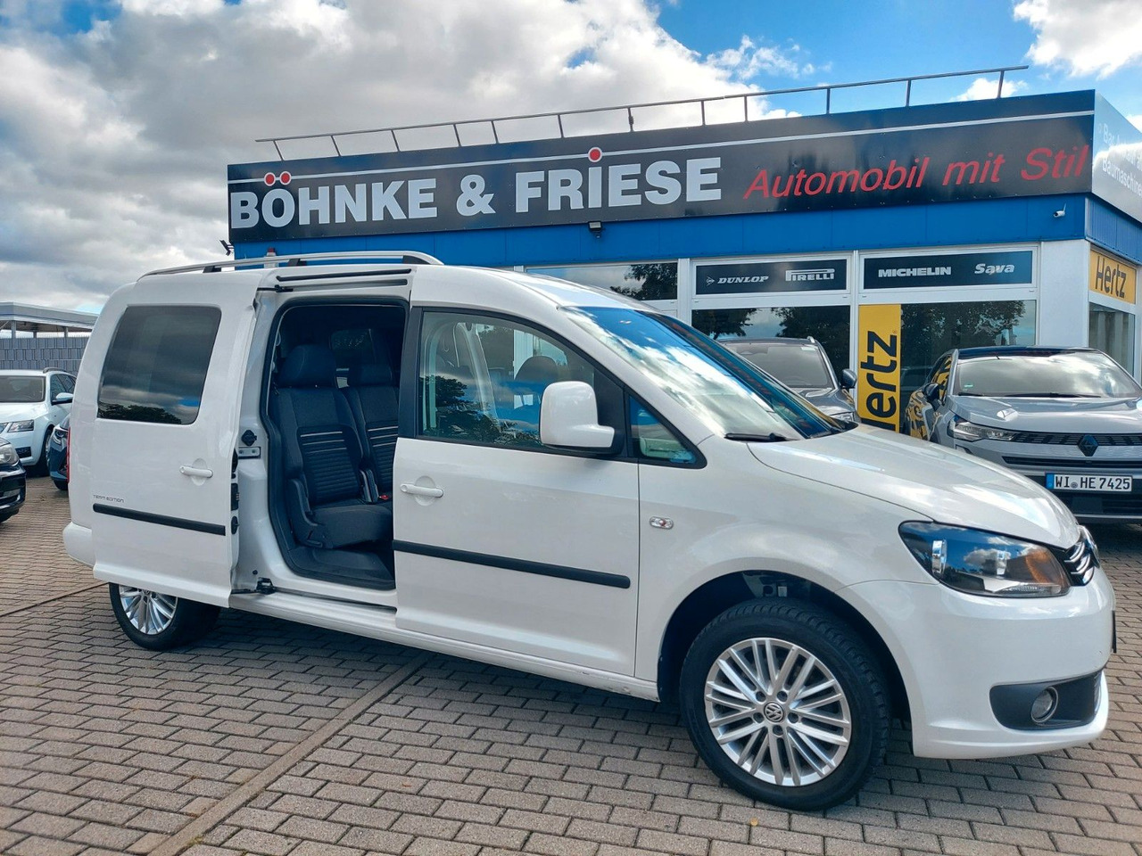 Volkswagen Caddy Kombi Maxi Comfortline 7 Sitze Team - Патничко комбе: слика 1 Volkswagen Caddy Kombi Maxi Comfortline 7 Sitze Team - Патничко комбе: слика 1