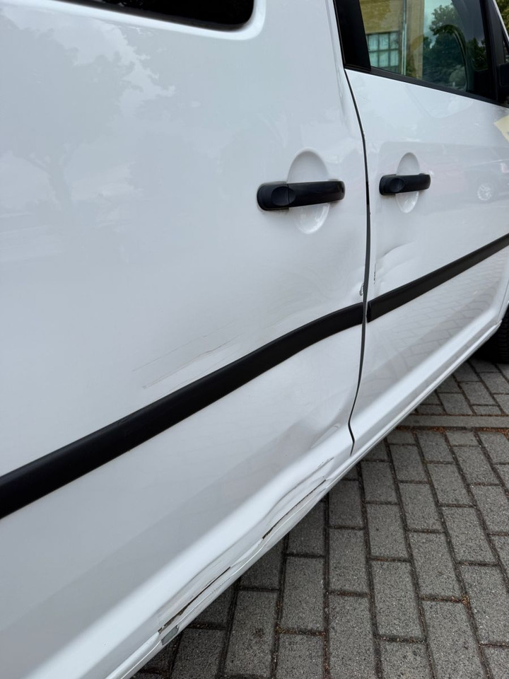 Volkswagen Caddy Maxi KastenKombi 5 SITZER KLIMAA SHZ AHK - Патничко комбе: слика 5 Volkswagen Caddy Maxi KastenKombi 5 SITZER KLIMAA SHZ AHK - Патничко комбе: слика 5