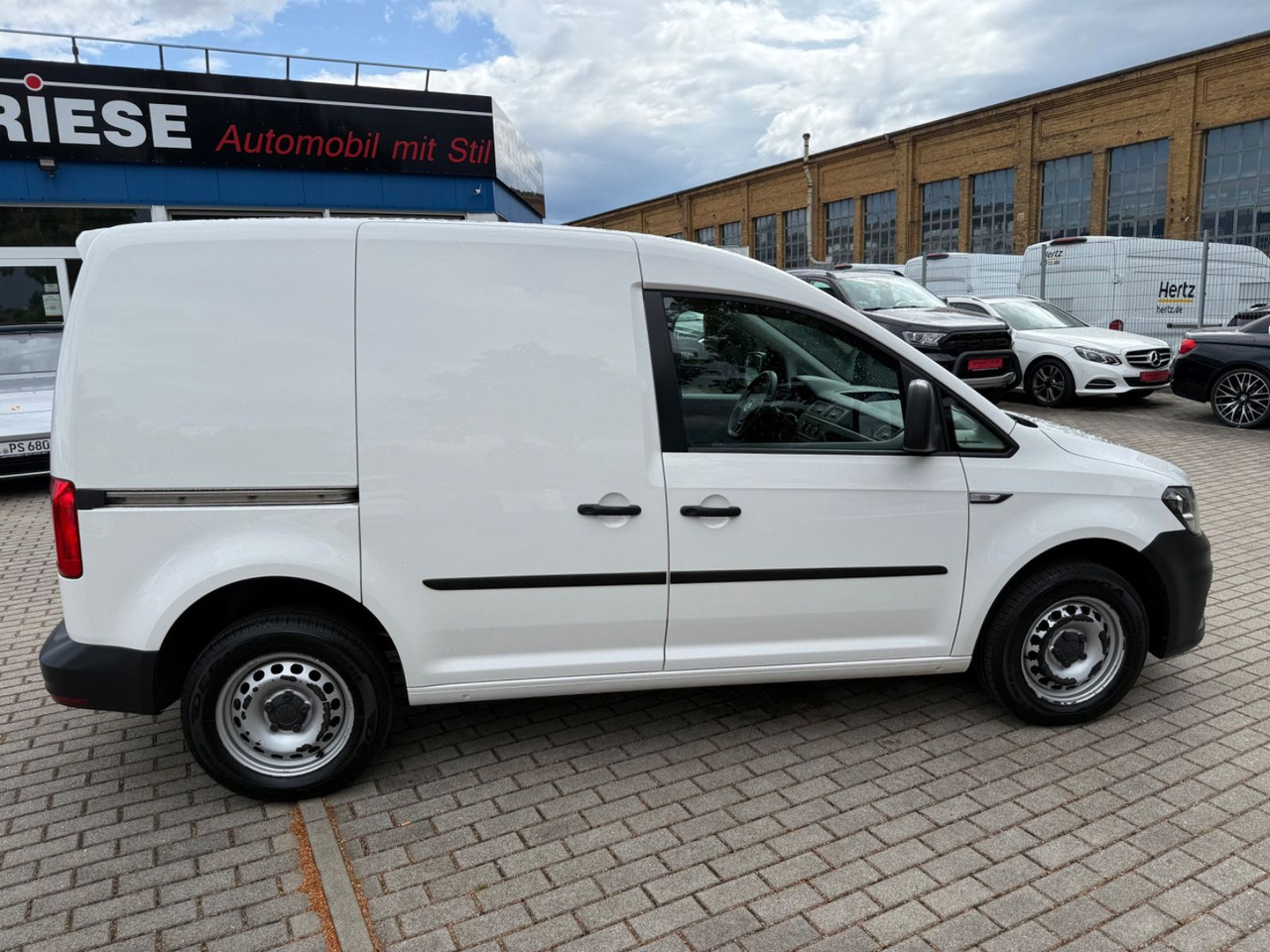 Volkswagen Caddy Nfz Kasten 4Motion KLIMA NAVI 10/25 TÜV - Патничко комбе: слика 3 Volkswagen Caddy Nfz Kasten 4Motion KLIMA NAVI 10/25 TÜV - Патничко комбе: слика 3