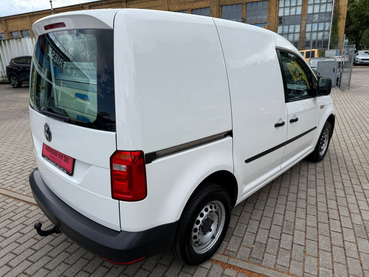 Volkswagen Caddy Nfz Kasten 4Motion KLIMA NAVI 10/25 TÜV - Патничко комбе: слика 4 Volkswagen Caddy Nfz Kasten 4Motion KLIMA NAVI 10/25 TÜV - Патничко комбе: слика 4