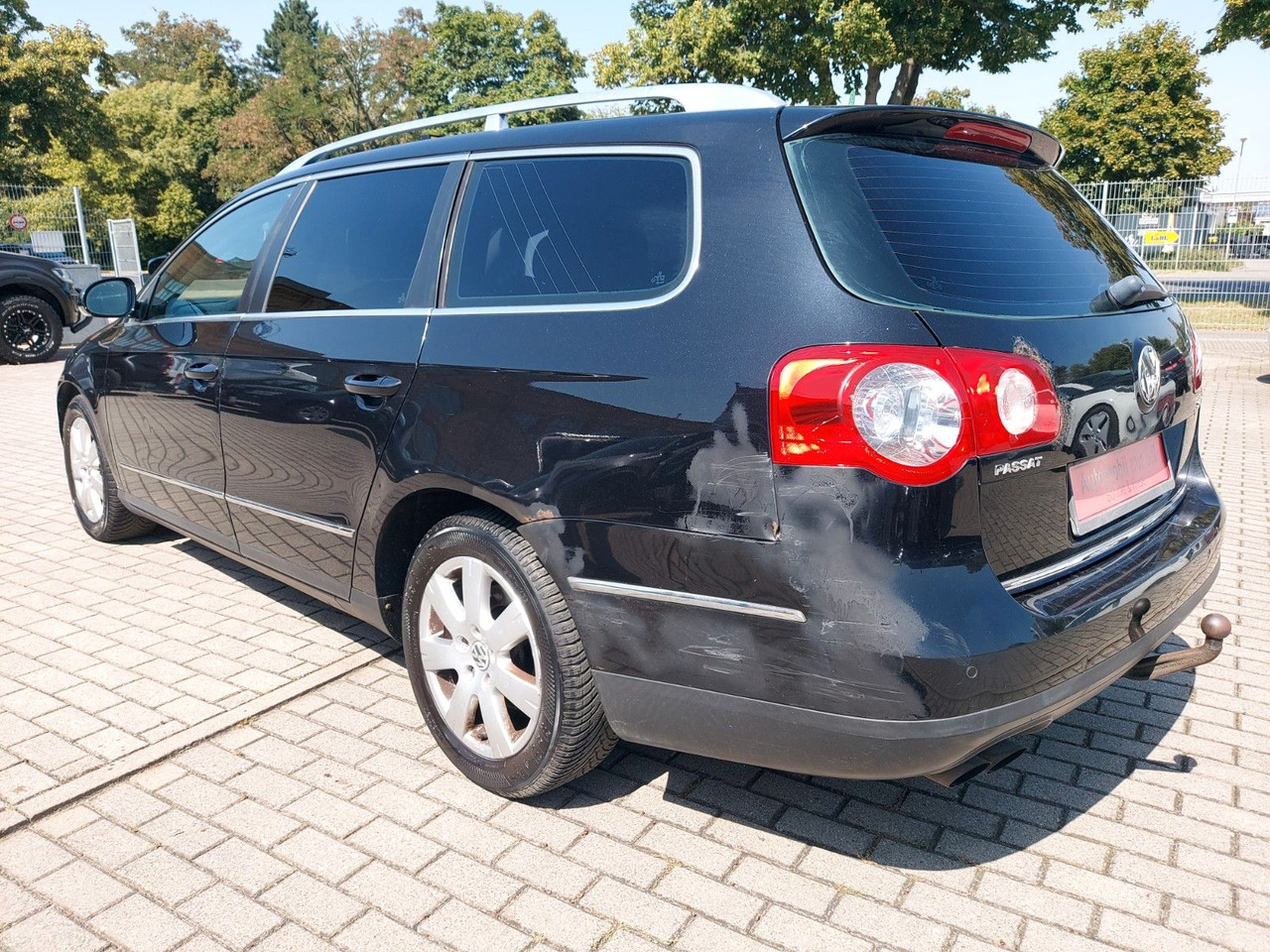 Volkswagen Passat Variant Highline Automatik Navi Leder AHK - Караван: слика 4 Volkswagen Passat Variant Highline Automatik Navi Leder AHK - Караван: слика 4