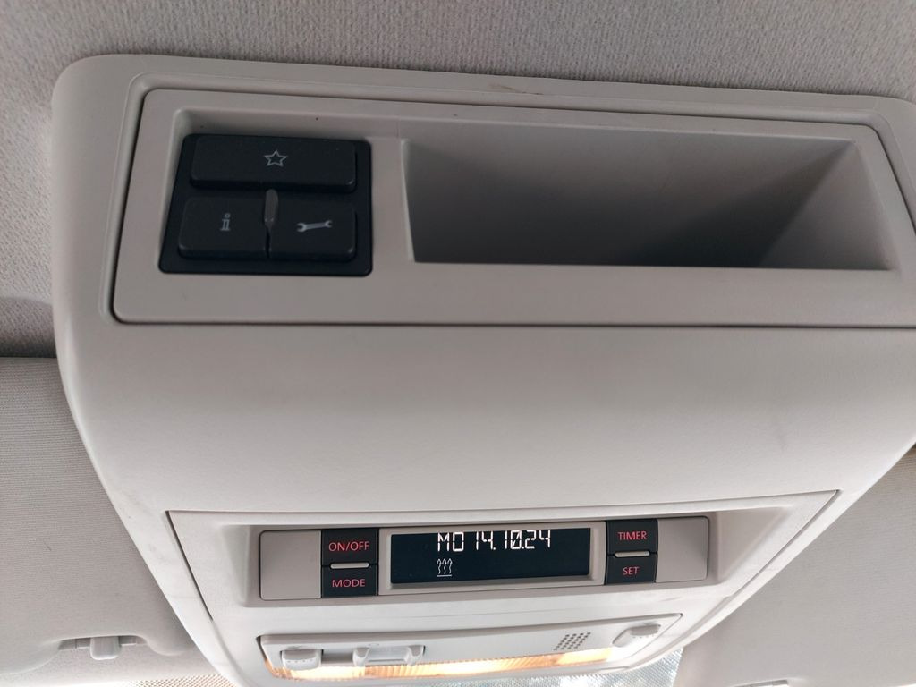 Volkswagen T5 Transporter DSG Kombi lang 4Motion NotarztNEF - Амбулантно возило: слика 3 Volkswagen T5 Transporter DSG Kombi lang 4Motion NotarztNEF - Амбулантно возило: слика 3