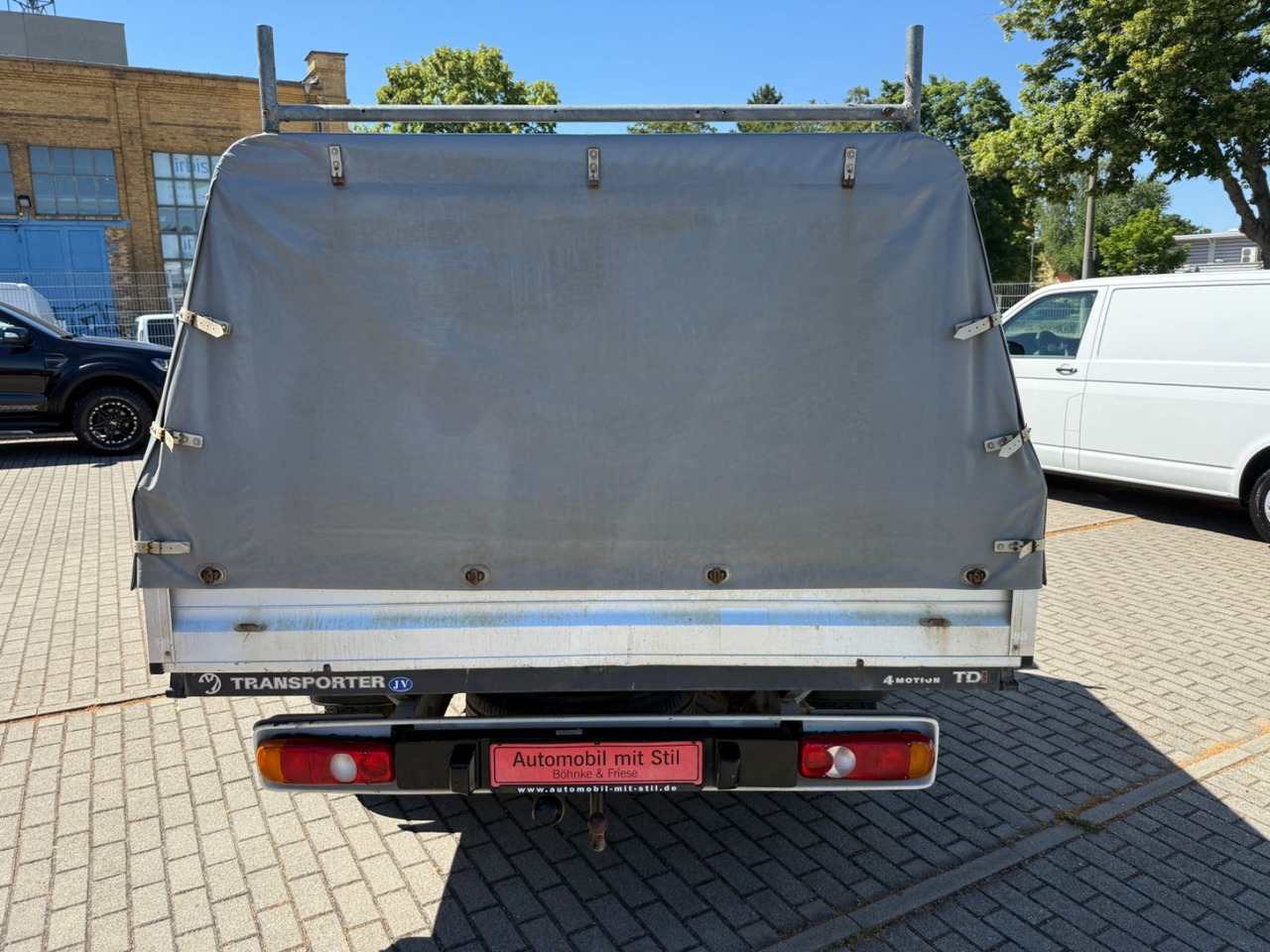 Volkswagen T5 Transporter Pritsche DoKA 4Motion 4x4 Klima - Комбе со церада, Комби со двојна кабина: слика 4 Volkswagen T5 Transporter Pritsche DoKA 4Motion 4x4 Klima - Комбе со церада, Комби со двојна кабина: слика 4