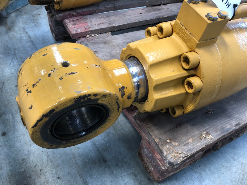 Caterpillar 322B Boomcylinder OEM 1184166 - Хидраулика: слика 3 Caterpillar 322B Boomcylinder OEM 1184166 - Хидраулика: слика 3